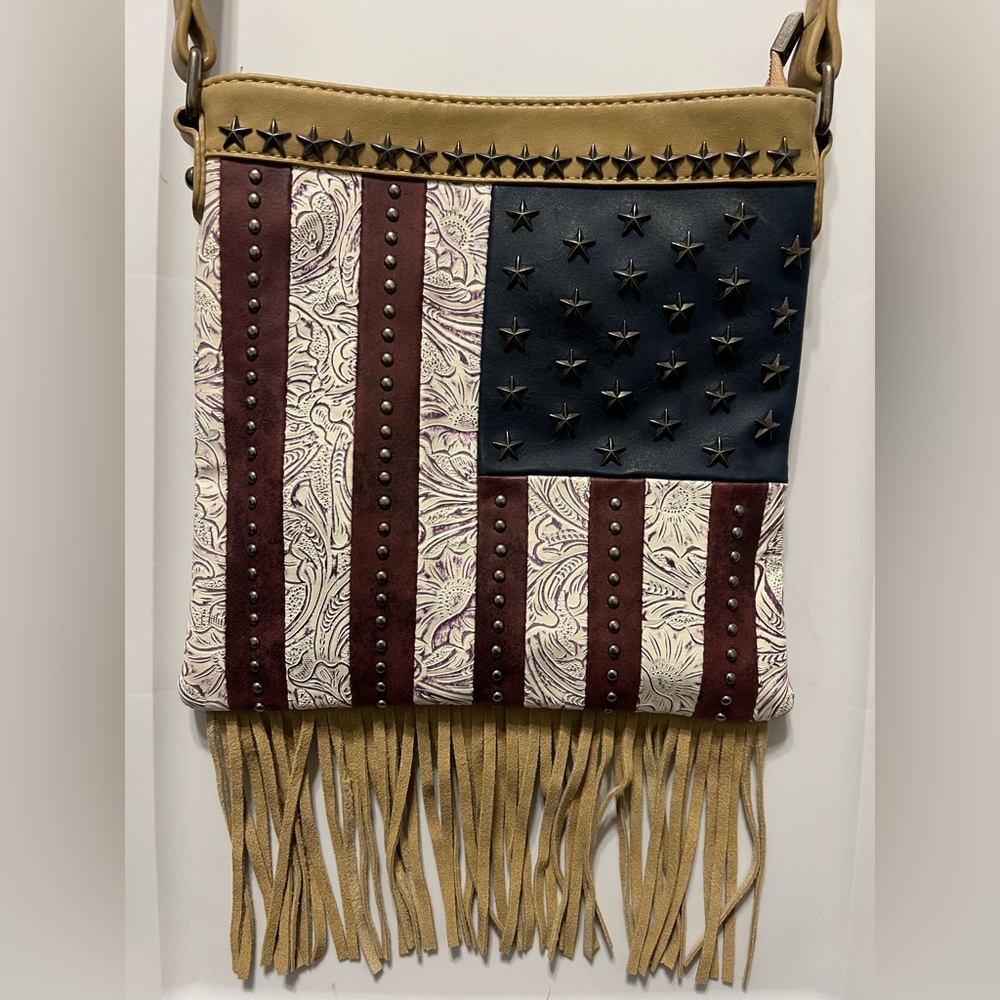 AMERICAN FLAG PURSE
